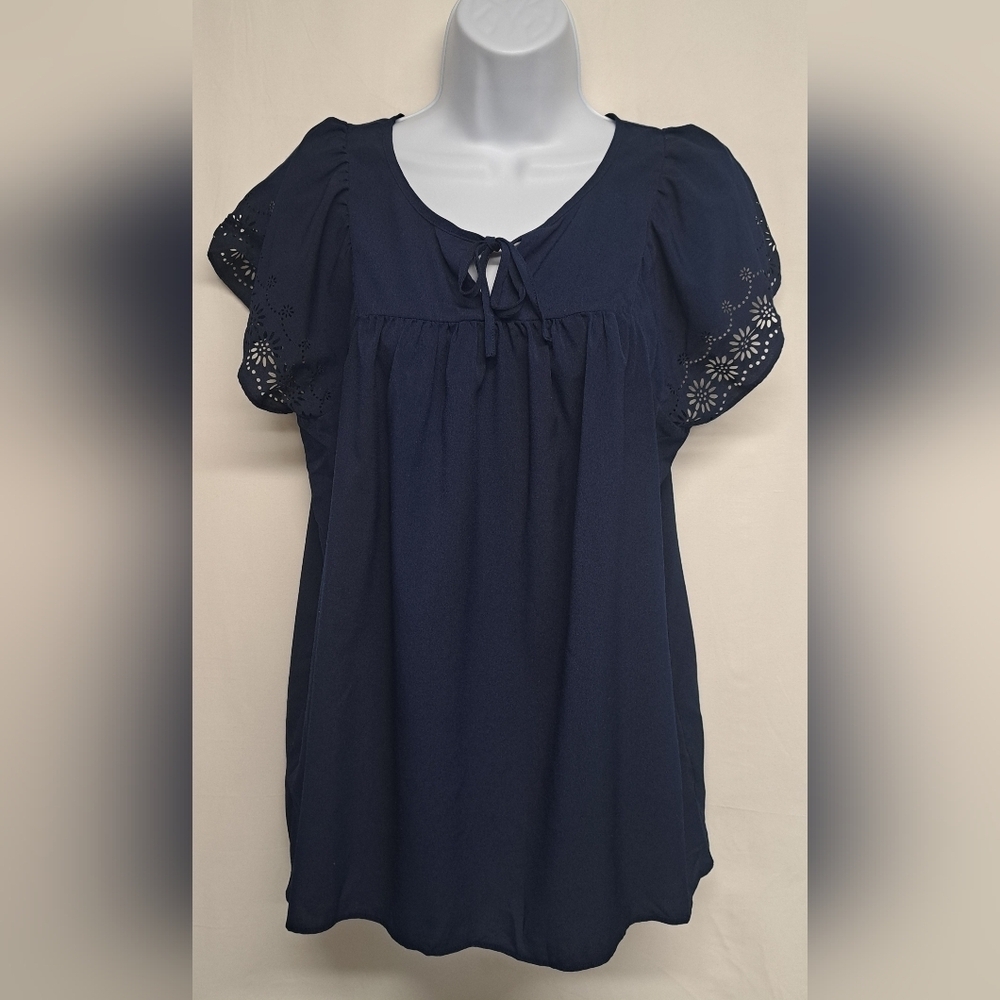 St. John's Bay M Navy Blue Top Cut Out Cap Sleeve Front Neck Tie Gathered